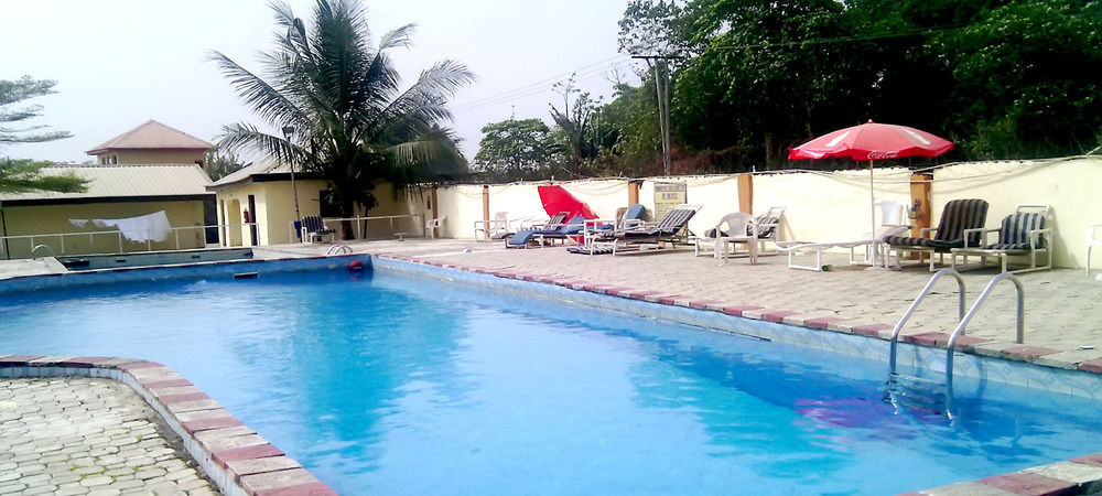 Tiffany Hotel And Towers Imogwu-Agwa Экстерьер фото